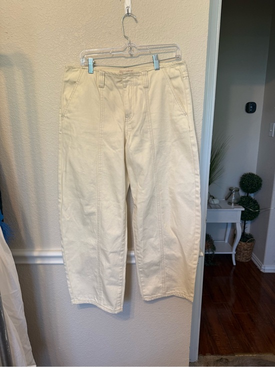 Universal Thread Pants - Size 10 universal thread barrel jeans